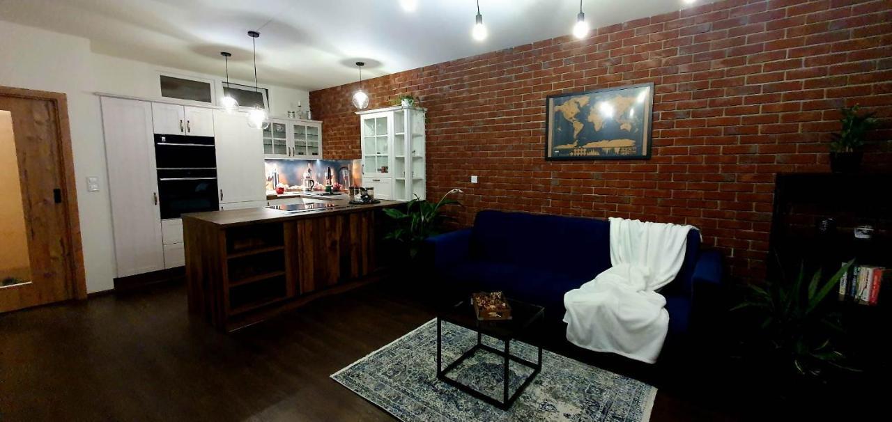 Apartman Jako Doma Olomouc Exteriör bild
