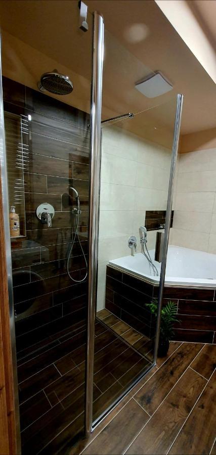 Apartman Jako Doma Olomouc Exteriör bild